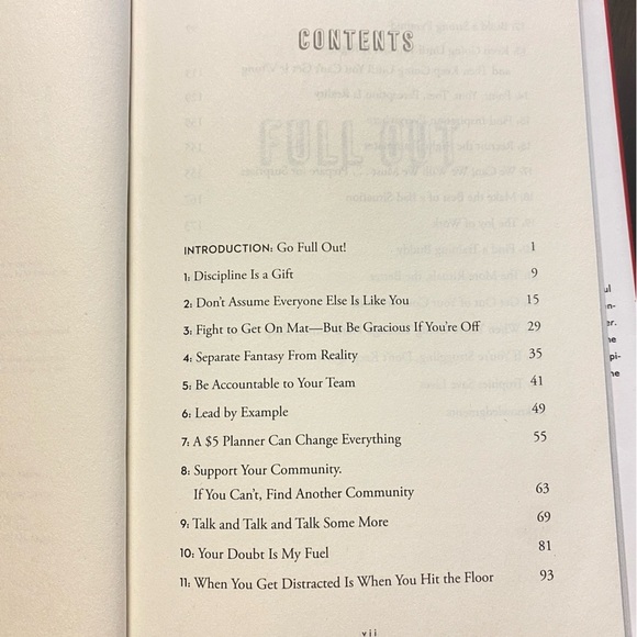 Full Out: Lessons in Leadership by Monica Aldama - EUC📖 - Picture 9 of 10